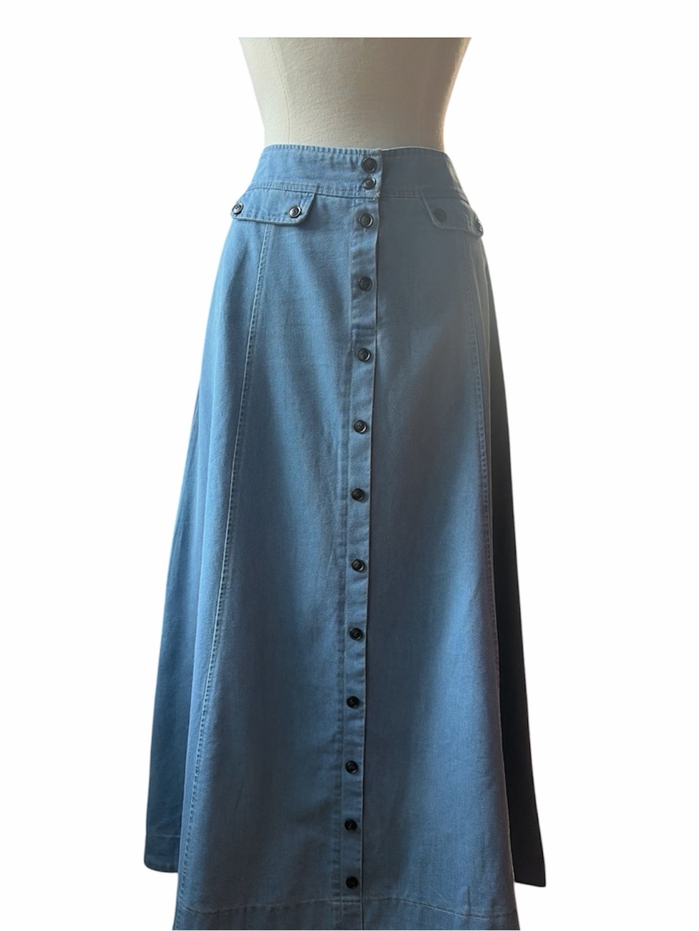 Aleeza Paris button front denim maxi skirt, size XL, 37” long. - Picture 2 of 8